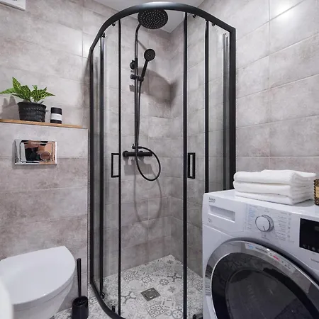 00near Gates Of Dawn Cozy Bright 1 Bedr アパート *